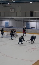 Kiekko on maalissa! 